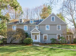 156 Arnold Rd, Newton, MA 02459