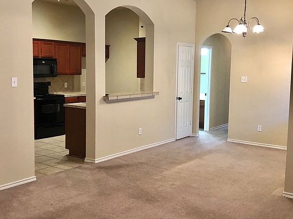 3rd image of 358 Schirra Ct