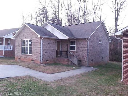 2nd image of 203 Thomas St