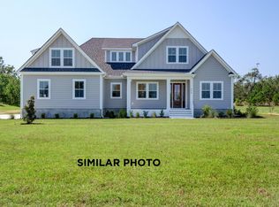 104 Calcos Ct, Holly Ridge, NC 28445