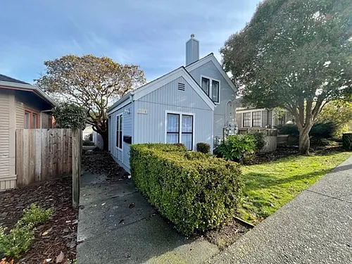 1574 G St Photo 1