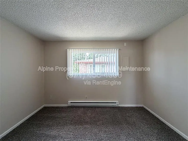 5625 SE Gladstone St #14 — Photo 14