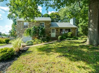 2021 Spring Mill Rd, Conshohocken, PA 19428