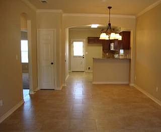 2nd image of 1621 Stanley Dr #101
