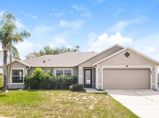 713 Gentle Breeze Dr, Minneola, FL 34715