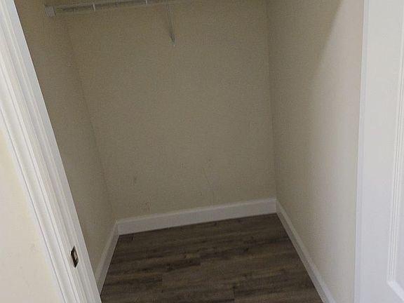 5th image of 34 Frederick St #202