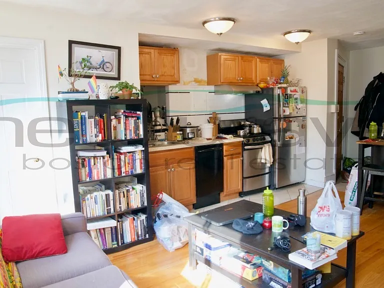39 Charles St #3 — Photo 2