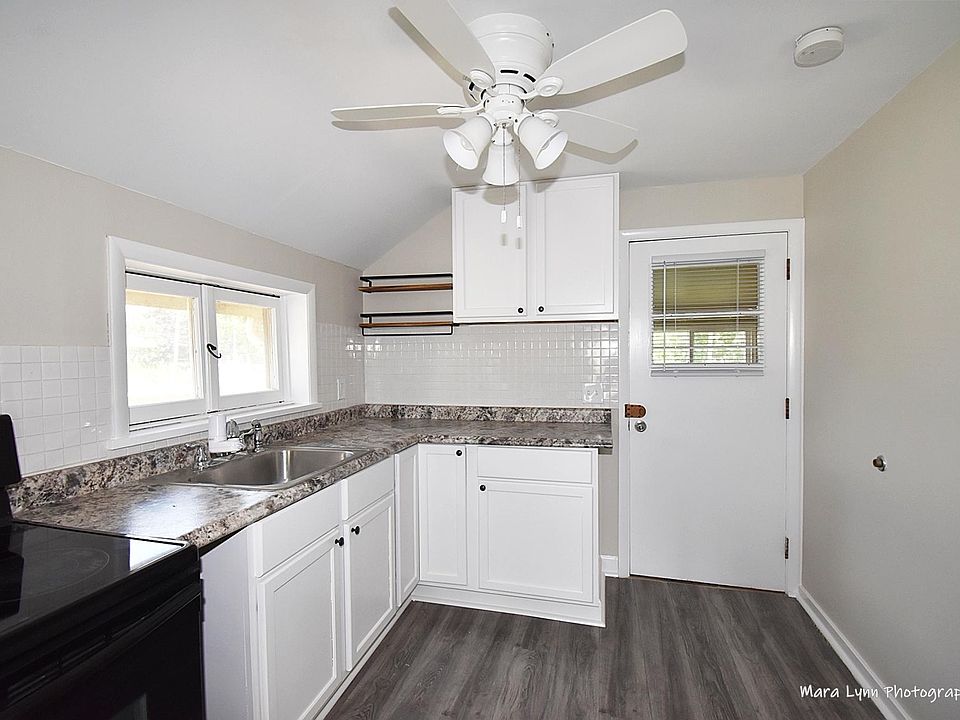 1216 Main St Batavia IL Zillow