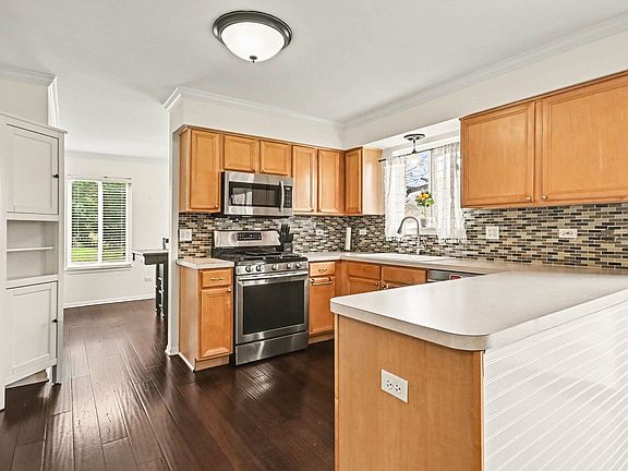 4th image of 2852 Lindgren Ct