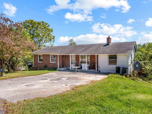 135 Echo Valley Cir, Wytheville, VA 24382