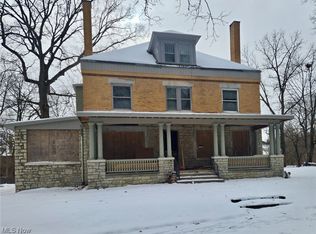 239 N Heights Ave, Youngstown, OH 44504