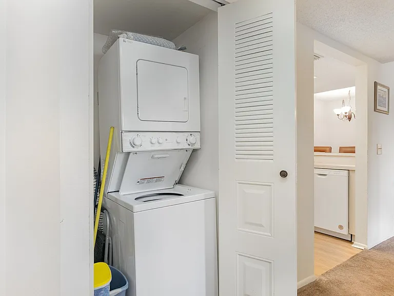 993 Sonesta Ave NE #A103 — Photo 10