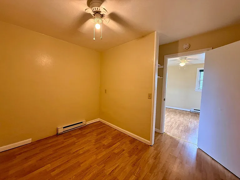 560 N Pine St #3 — Photo 8