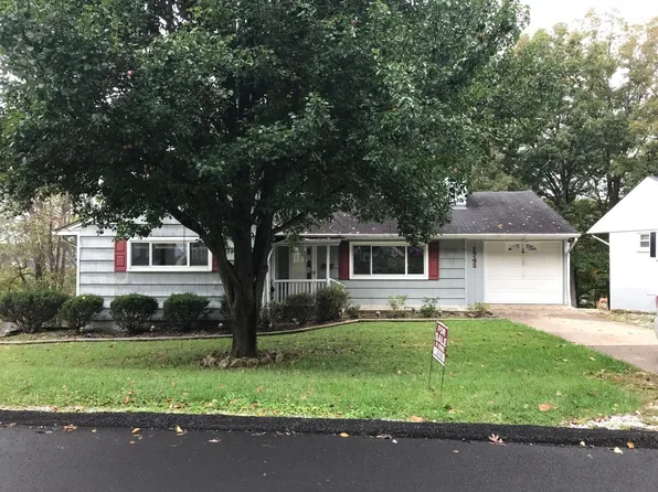 1742 Woodbine Ave, Charleston, WV 25302