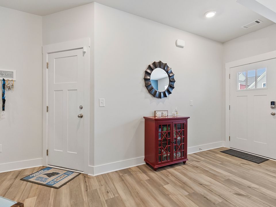 2nd image of 1148 Cobbler Ln