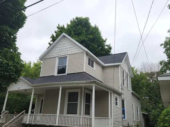 645 Jackson St NW, Grand Rapids, MI 49504