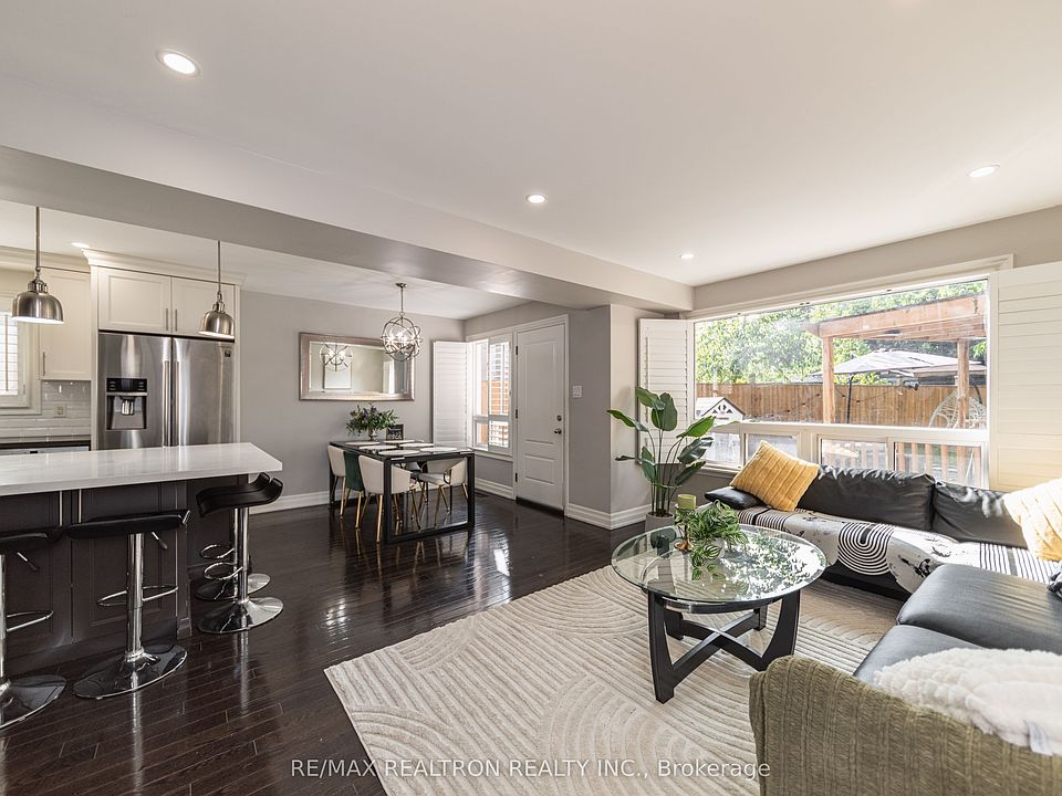 1st image of 2 Lynedock Cres