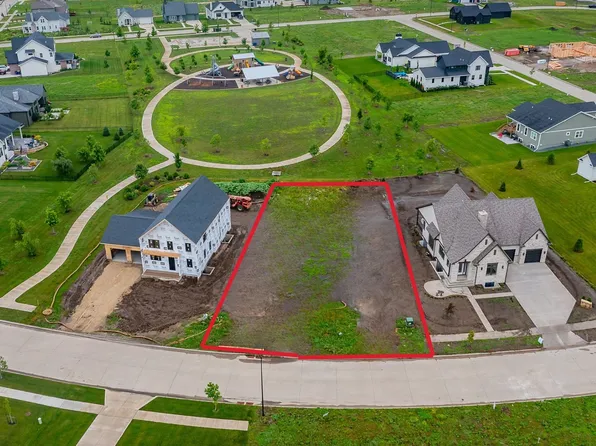 3740 N Callison Ave, Cumming, IA 50061