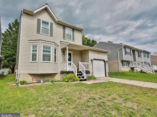 7853 Kings Bench Pl, Pasadena, MD 21122