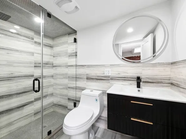 105 Saint Felix Street image 7 of 12