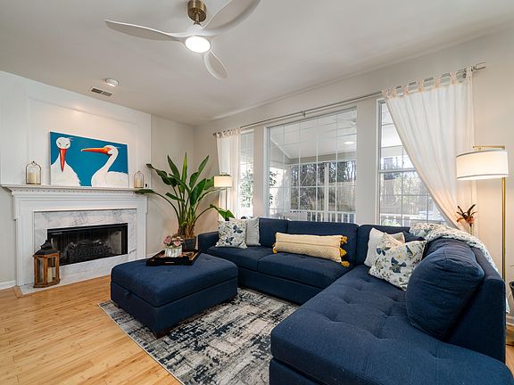 5th image of 2876 Colonnade Dr