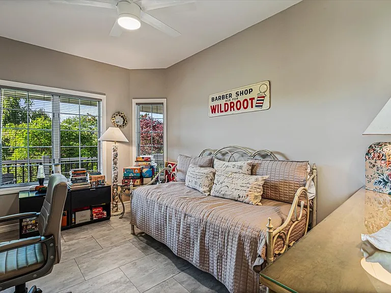 Bay Meadow Ln — Photo 15