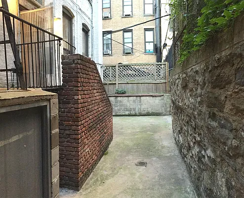 Rented by Keller Williams NYC | media 15