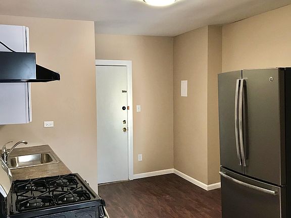 2nd image of 305 W Roosevelt St Unit 2