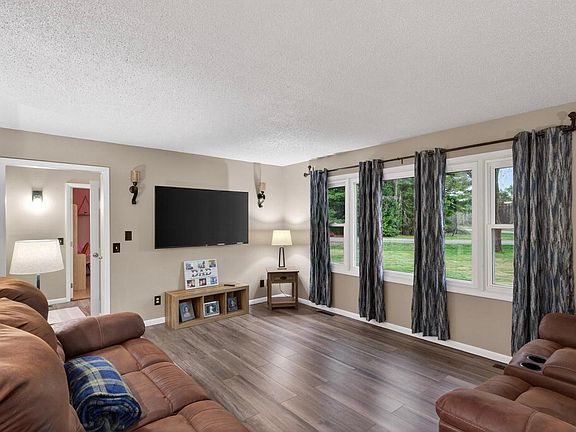 3rd image of 1299 KIMBALL AVENUE