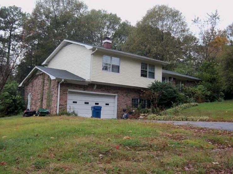 2nd image of 708 Wanda Dr