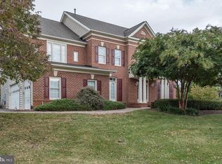 18326 Sea Island Pl, Leesburg, VA 20176