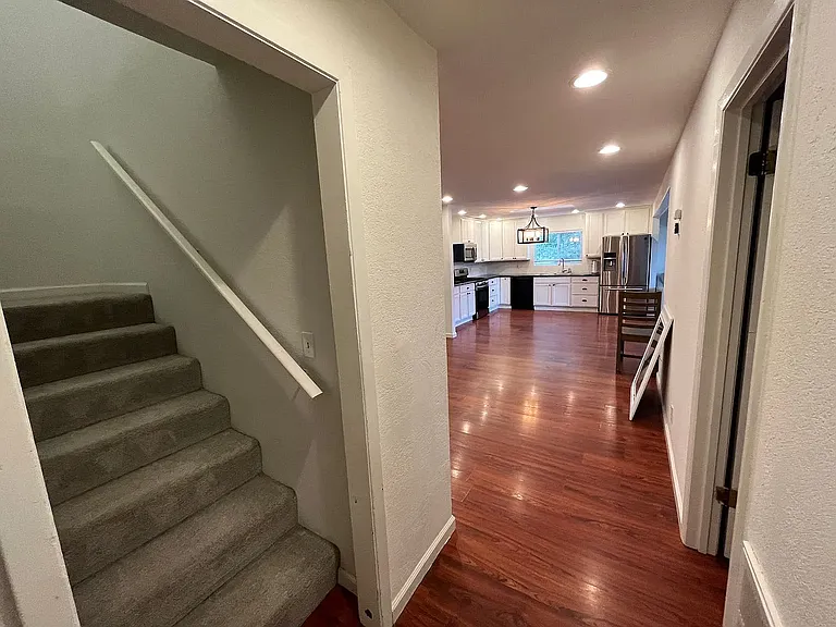 1030 Dresslerville Rd — Photo 28