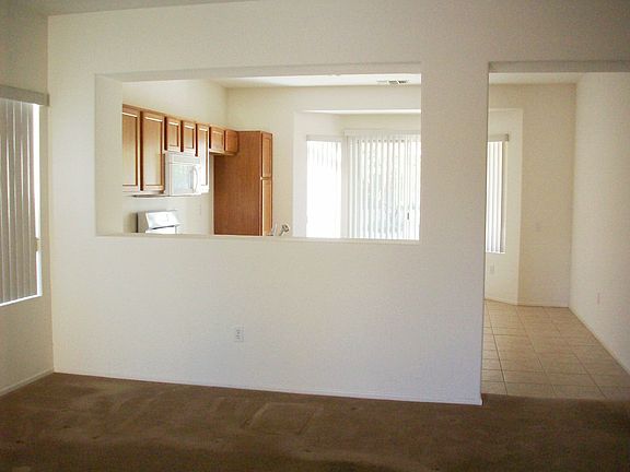 3rd image of 78374 Hampshire Ave