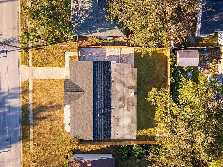 2203 Nottingham Rd — Photo 29