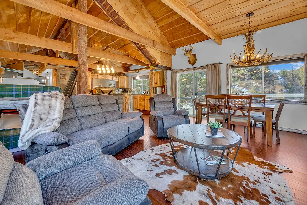 Building Photo - 33141 Big Bear Lake Rd
