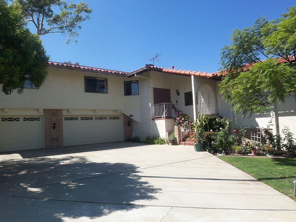 Hollywood Riviera Home