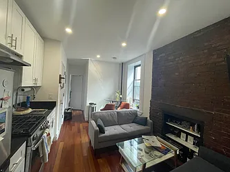 Rented by MOTION New York