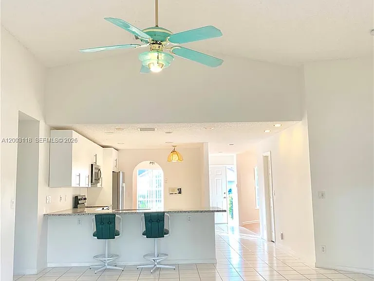 2444 Stonegate Dr — Photo 3