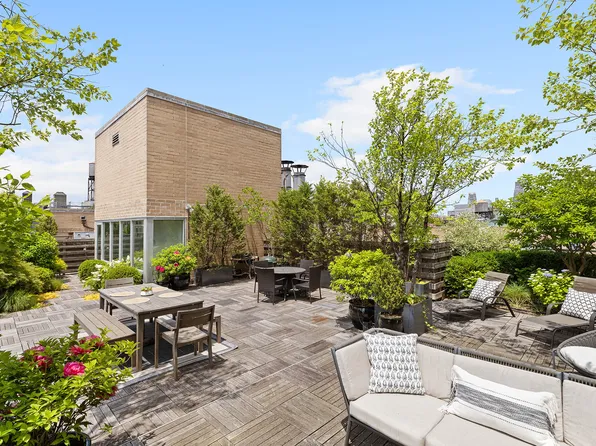 545 West 110th Street image 2 of 21