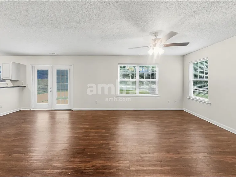 8836 Laurel Run Dr — Photo 6