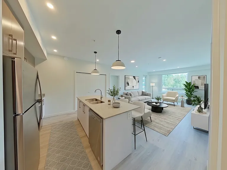 7110 Edgehill Cres — Photo 16