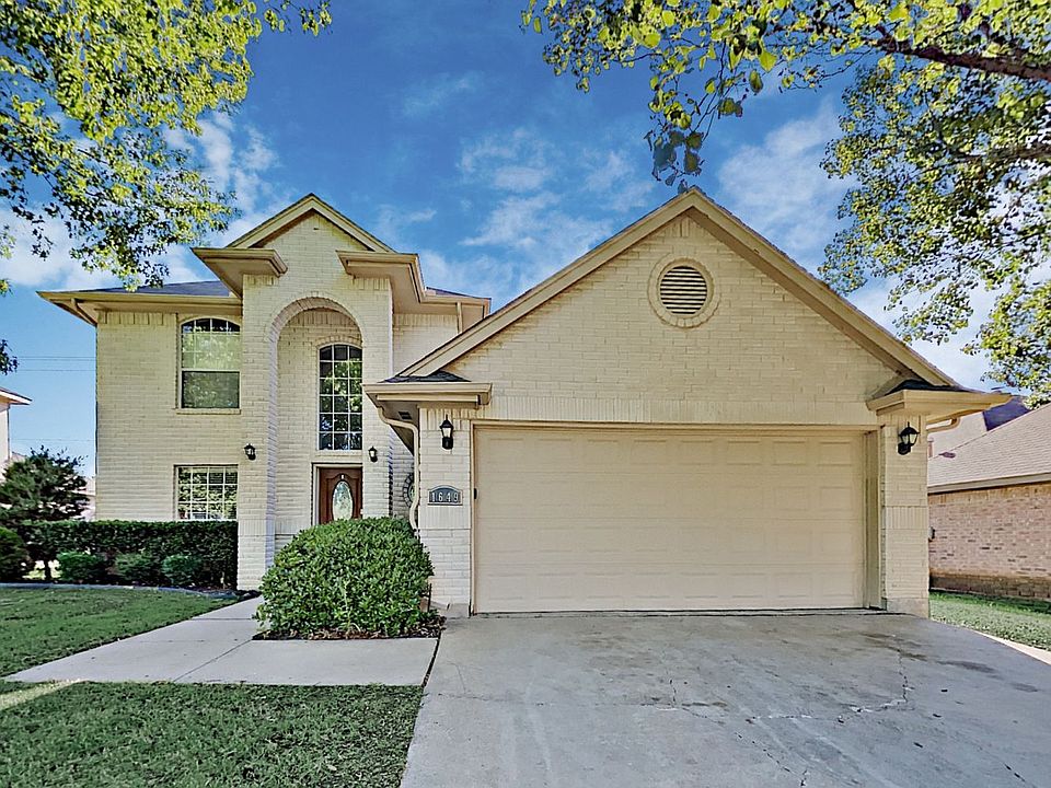 1st image of 1649 Churchill Ln