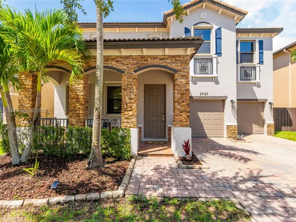 24124 SW 113th Path, Homestead, FL 33032