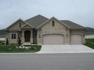 379 E Clubview Ln, Lehi, UT 84043