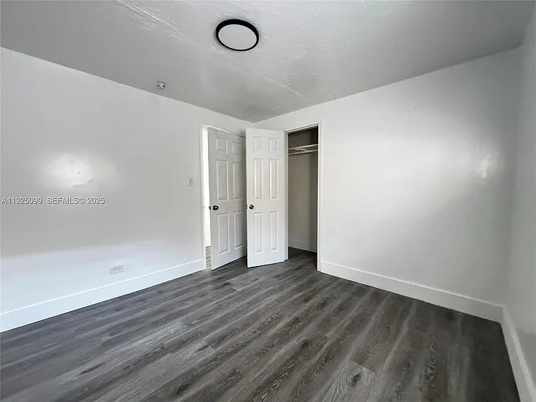 4017 SW 24th St #2 — Photo 11