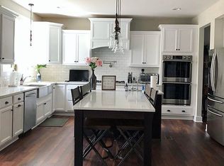 455 Skybluff Cir, Fuquay Varina, NC 27526