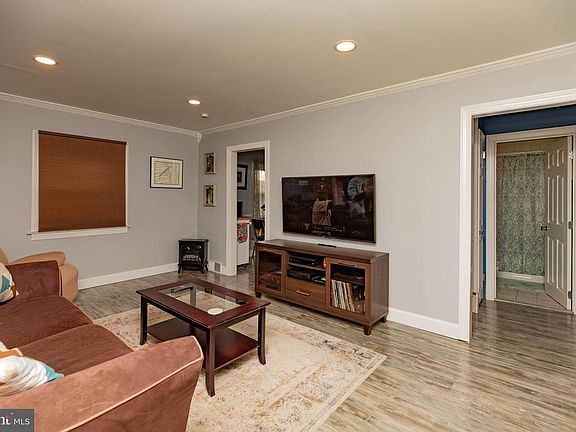 3rd image of 345 Center Ave