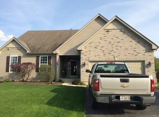 116 Oxford Ave, Sugar Grove, IL 60554