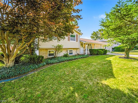 3rd image of 6389 Ambrose Dr