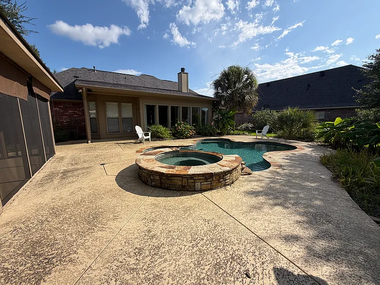 136 Captain Hm Shreve Blvd — Photo 18